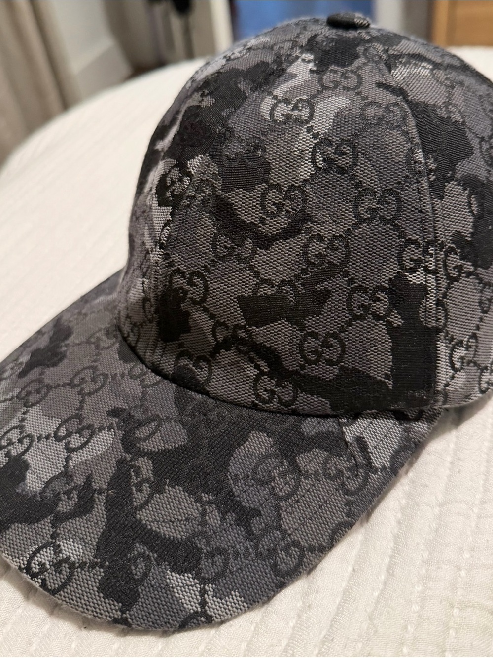 Gucci GG marbled canvas baseball hat size medium authentic